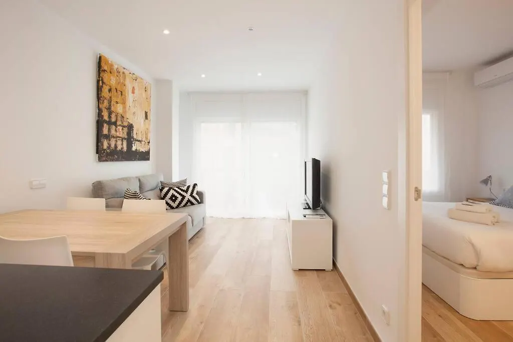 Diagonal/Paseo De Gracia 4 Pax Daire Barselona İspanya